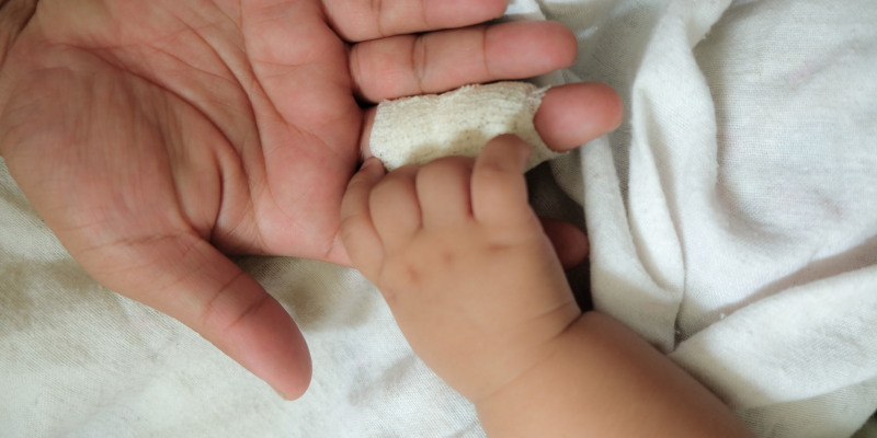 Группа крови ребёнка в разных случаях может быть такой же, как у родителей или вообще не совпадать