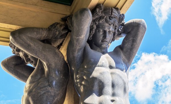 Цитата из книги оккультиста и масона 33-й степени Алейстера Кроули "Атлантида - потерянный континент".