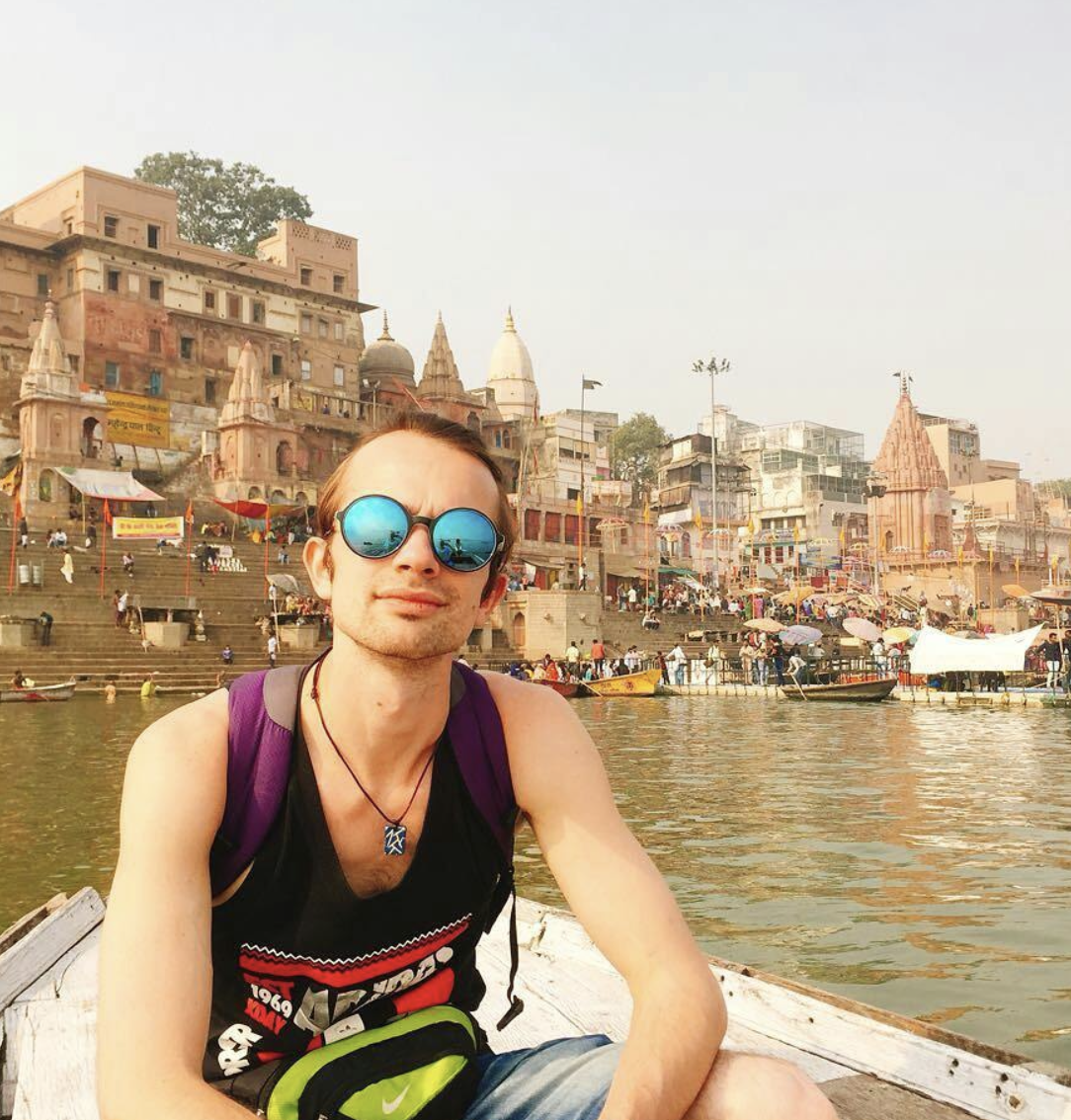 Индия, Варанаси 2017 год. Катаюсь на лодке.