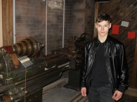 Это одно из тех помещений, в которых проходило обучение малолетних преступников слесарному и токарному делу. Фото с сайта Очёрской спецшколы.