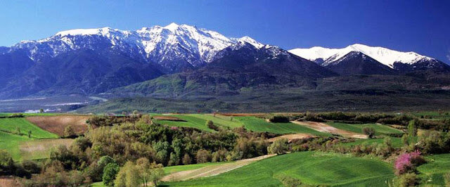 Олимп. По всему маршруту в подарок от меня фотографии профессионального качества. 