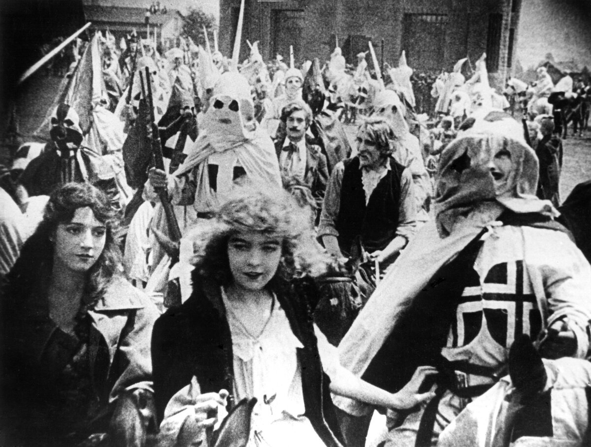 Кадр из фильма "Рождение нации", 1915 г.