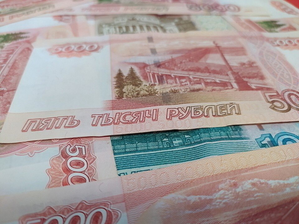     Бюджет России в мае 2022 года дополнительно получит 414 млрд рублей нефтегазовых доходов  GLOBAL LOOK PRESS