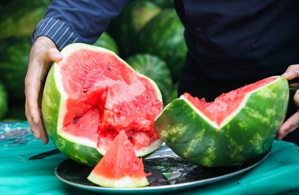 Бутербродов123