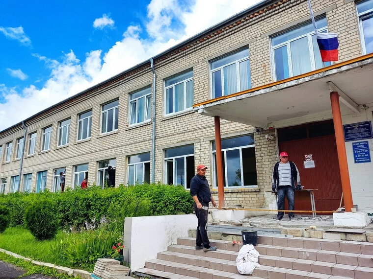    Более 1000 школ отремонтировано в 75 регионах России