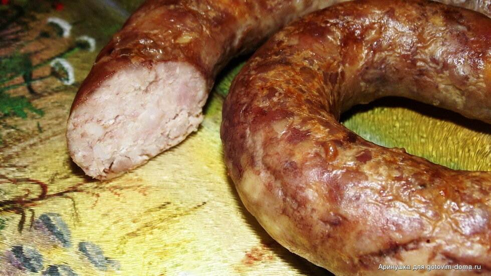 Домашняя куриная колбаса. Колбаски домашние в кишке из курицы. Колбаски домашние в кишке из курицы. Колбаски домашние в кишке из курицы. Колбаски домашние в кишке из курицы.