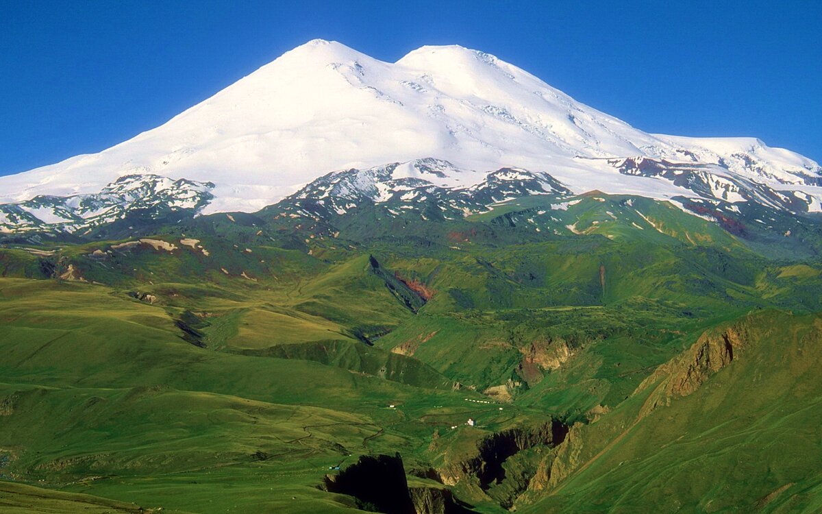 Источник: http://rusvesna.su/sites/default/files/elbrus.jpg
