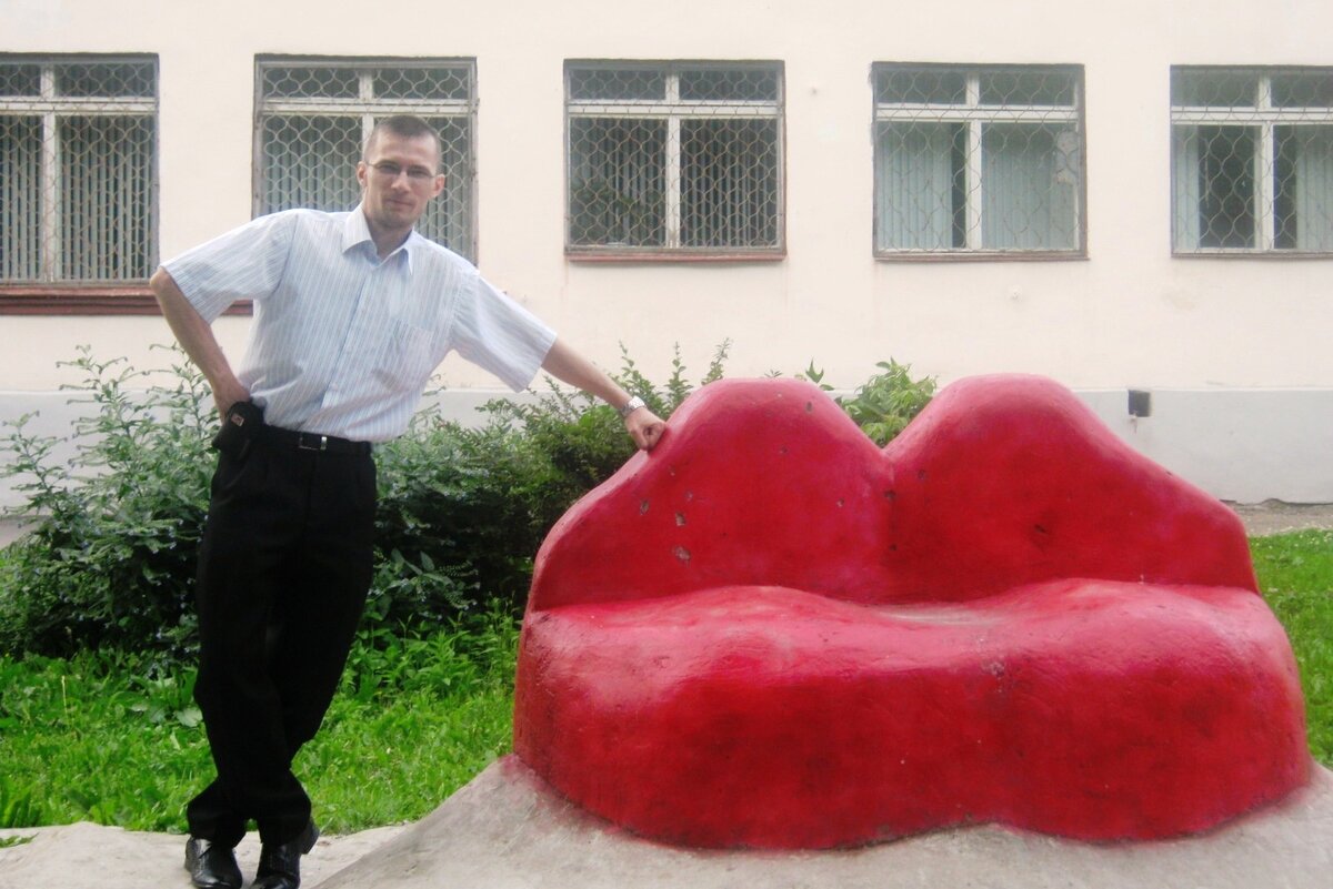 Автор публикации М.В. Гуреев.