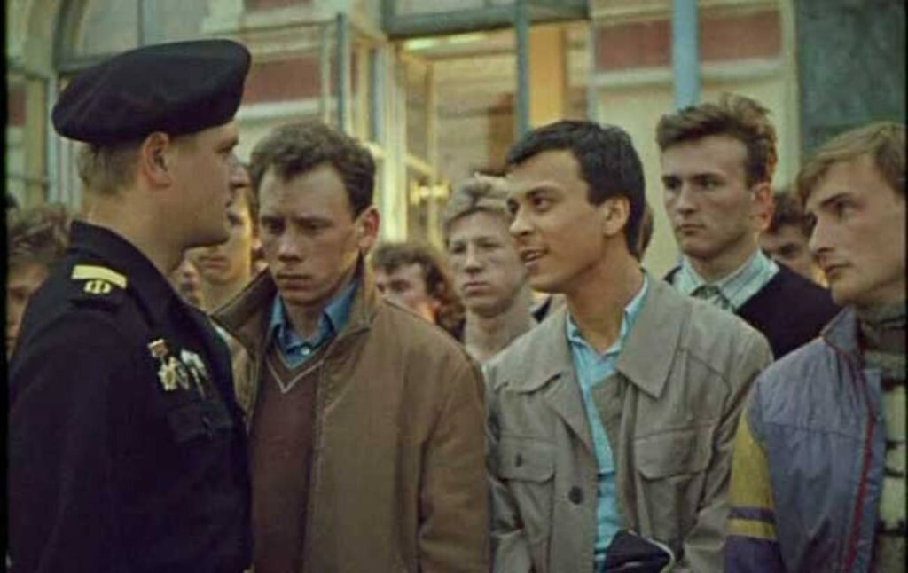 Во второй половине 1980-х, в годы «перестройки» советская киноидустрия достигла своего пика.-3