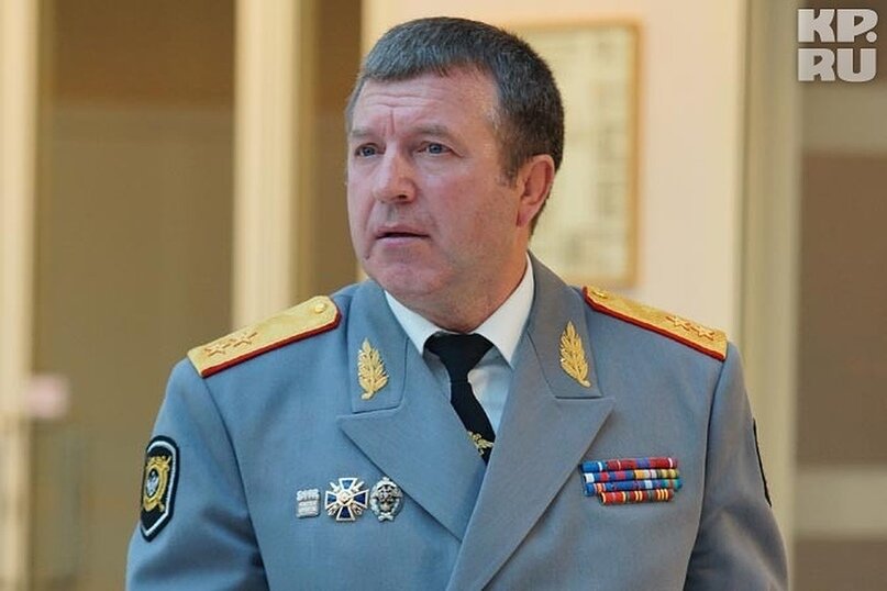 Генерал Бородин начинал службу в Курчатове. С 1998 года по 2002 год Михаил Анатольевич проходил службу в Курчатовском ГРОВД в должности заместителя начальника – начальника криминальной милиции.Фото: КП