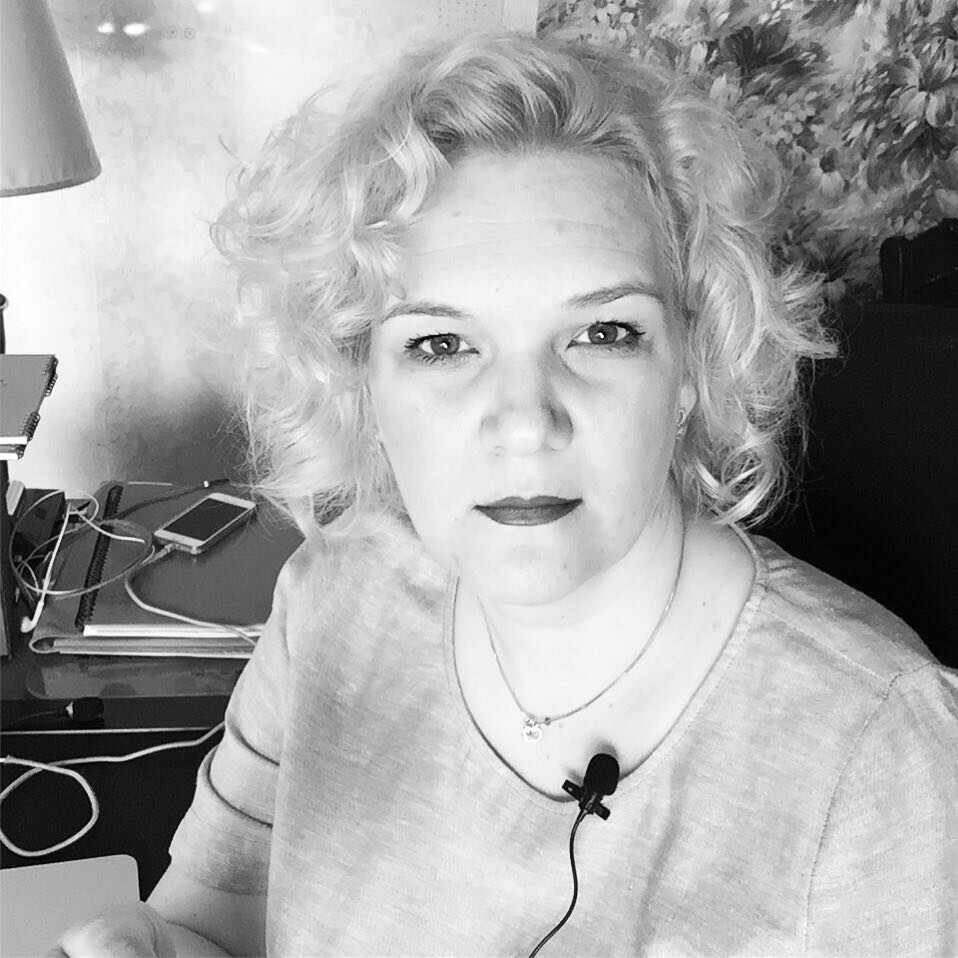 Всё или ничего, сейчас или никогда. 