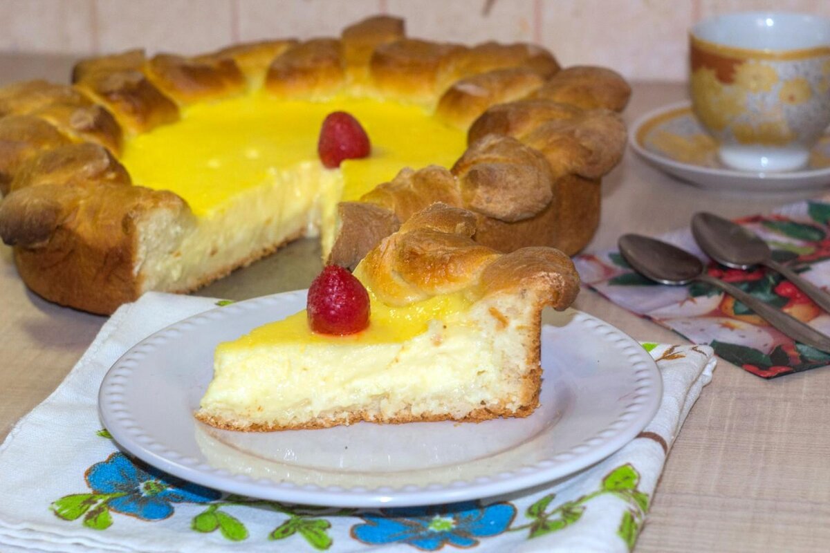 Открытый татарский пирог с творогом