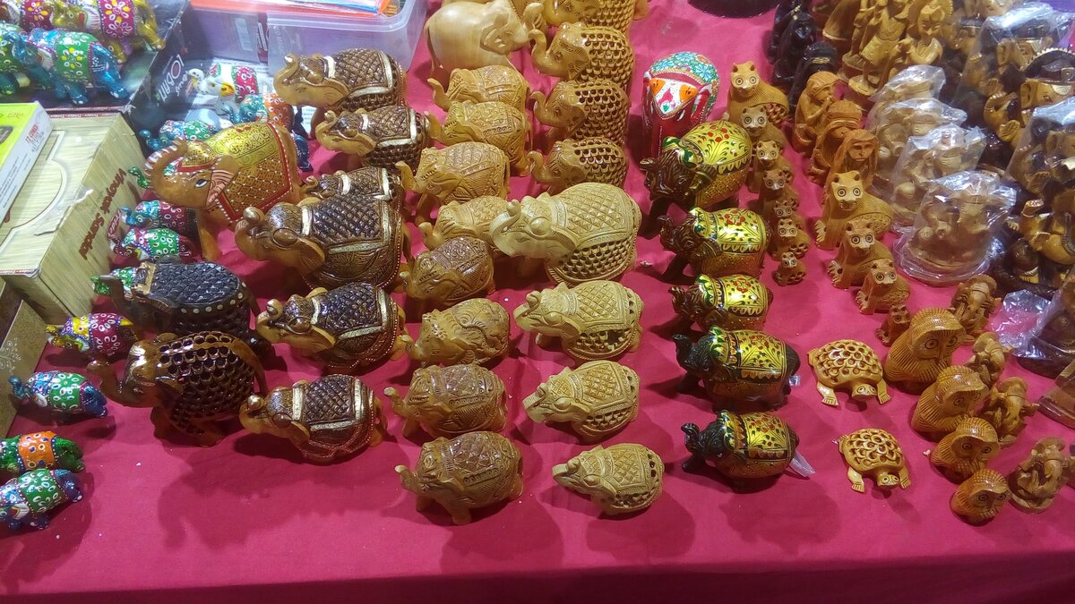 индийская косметика. ярмарка индийских товаров. товары из индии. индийские товары интернет магазин. хлопчатобумажная промышленность индии.