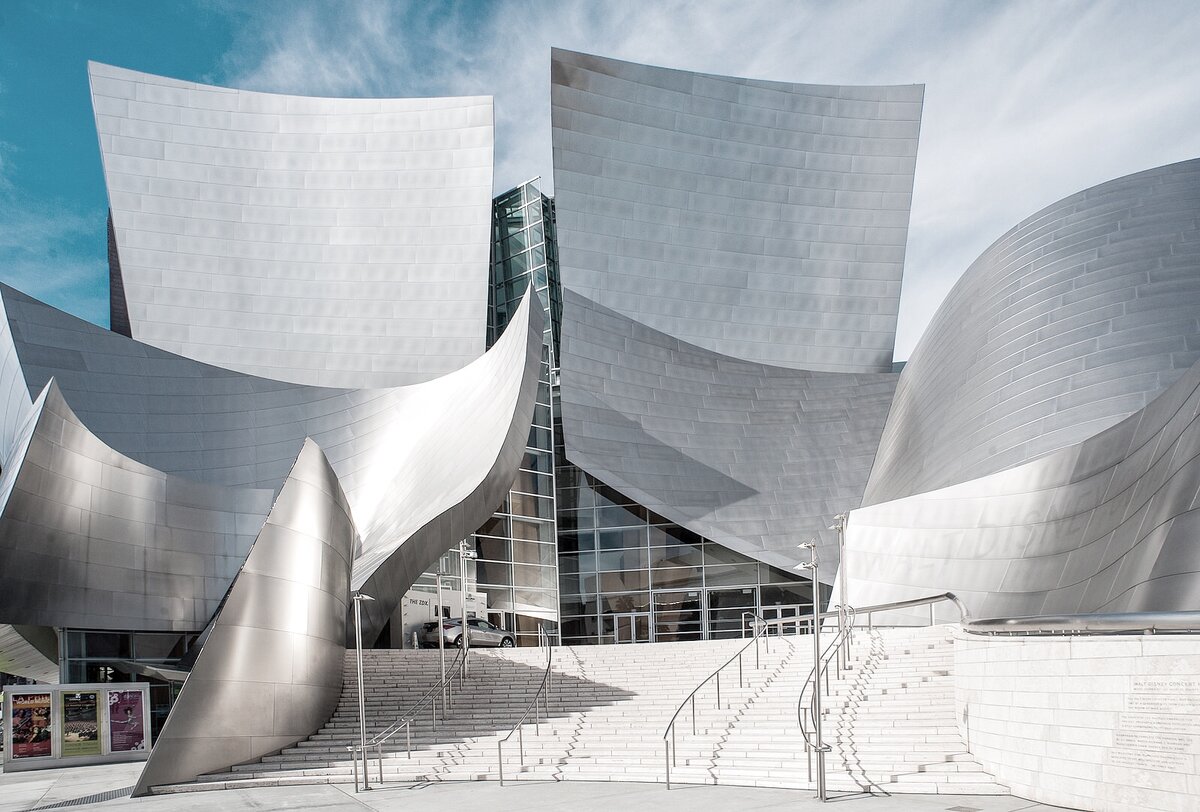 Концертный зал имени Диснея.