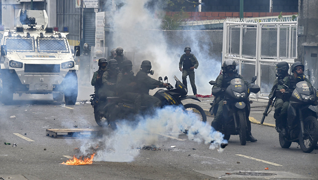 фото - http://news2world.net/obzor-mirovyh-novostej/strani-latinskoy-ameriki-osudili-nasilie-protiv-demonstrantov-v-venesuele.html