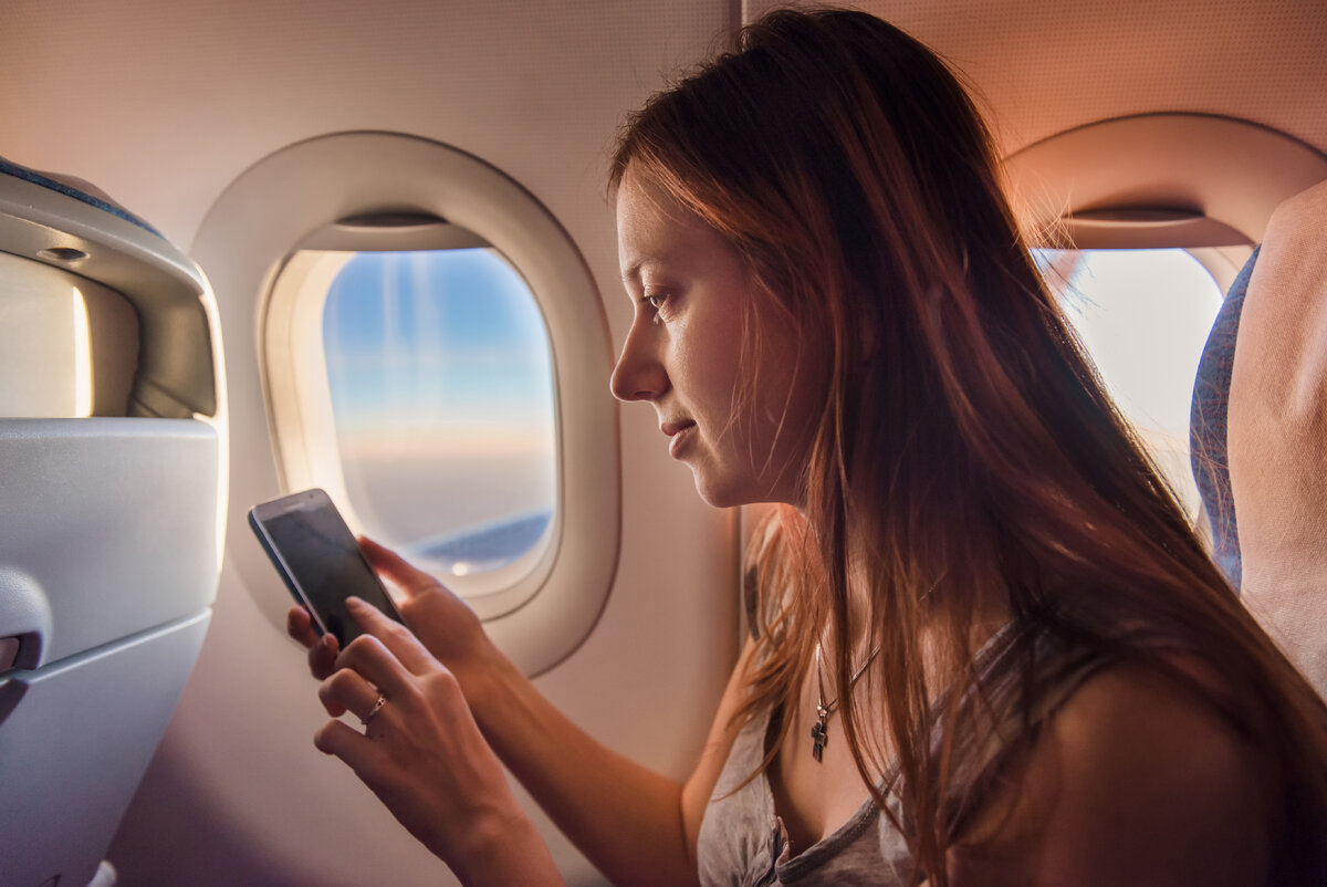Мобильник в самолете