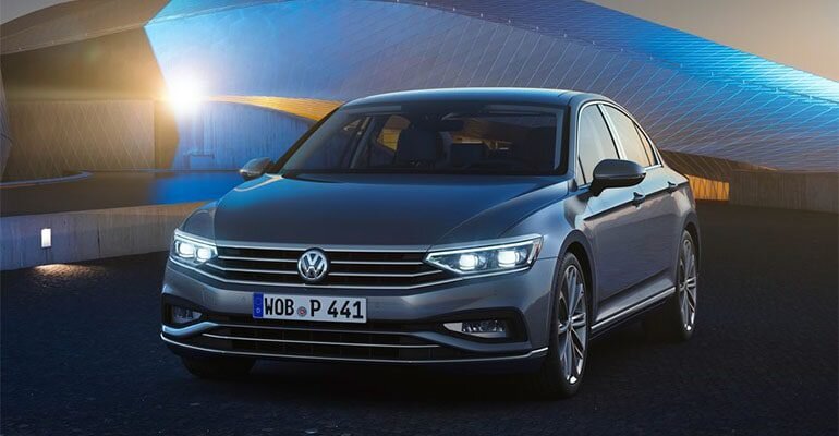  В начале февраля состоялась официальная презентация обновленного Volkswagen Passat B8 в рамках гамбургского закрытого авто шоу.