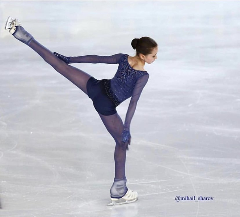 Камила Валиева