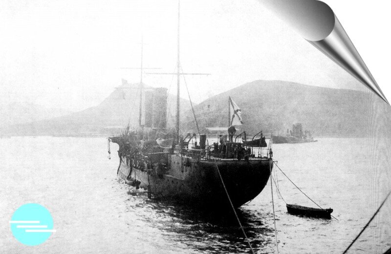 Минный транспорт "Амур" в Порт-Артуре.