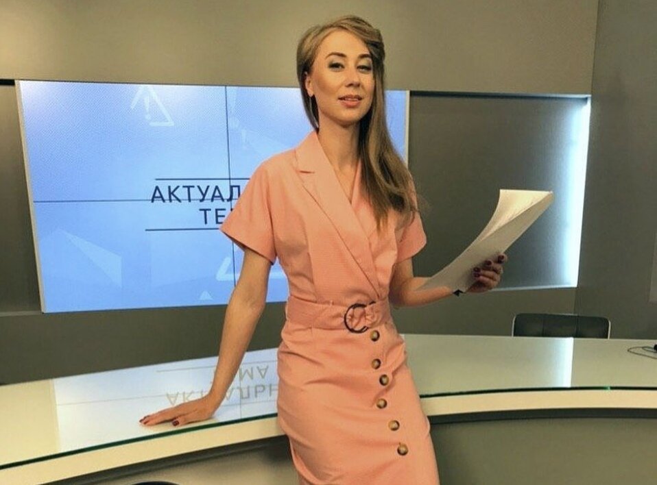 Телеведущая анна аксенова фото