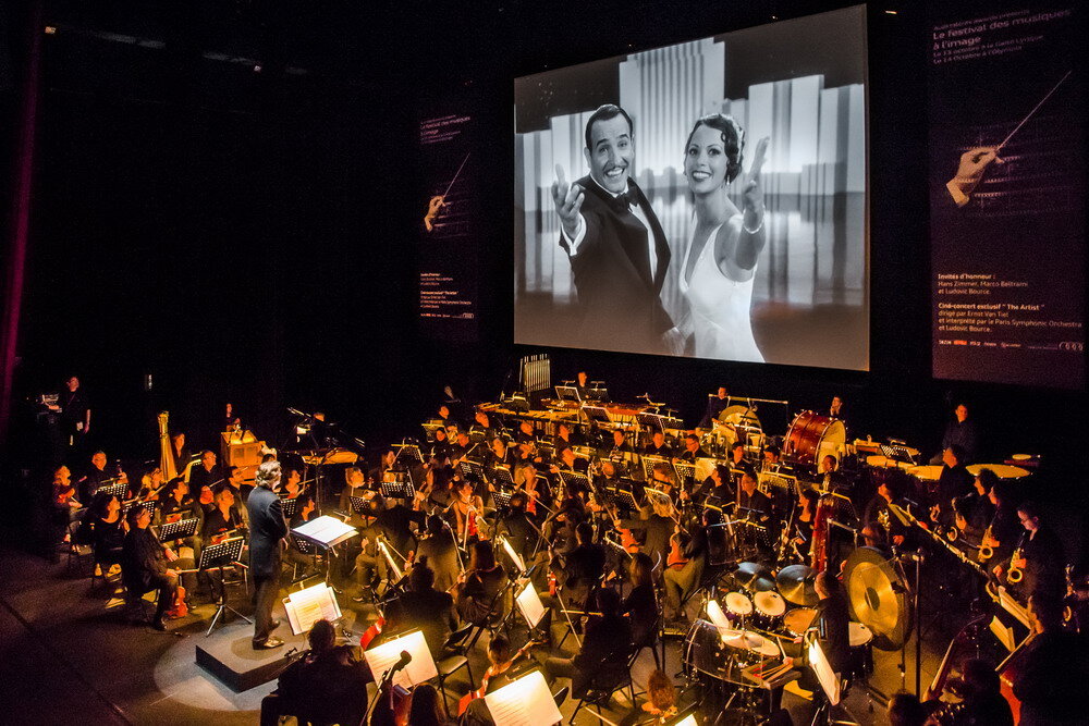 Показ фильма "Артист" реж. М. Ханазавичус с живым оркестром.