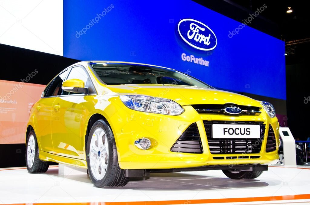 https://st.depositphotos.com/1176591/1634/i/950/depositphotos_16345633-stock-photo-the-ford-focus-car.jpg