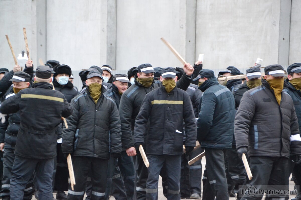 После бунта 14 ти который был организован. Бунт ИК 15. Бунт в тюрьме Владикавказа. Бунт зоны ИК 2 Салават. ИК-15 Иркутск.
