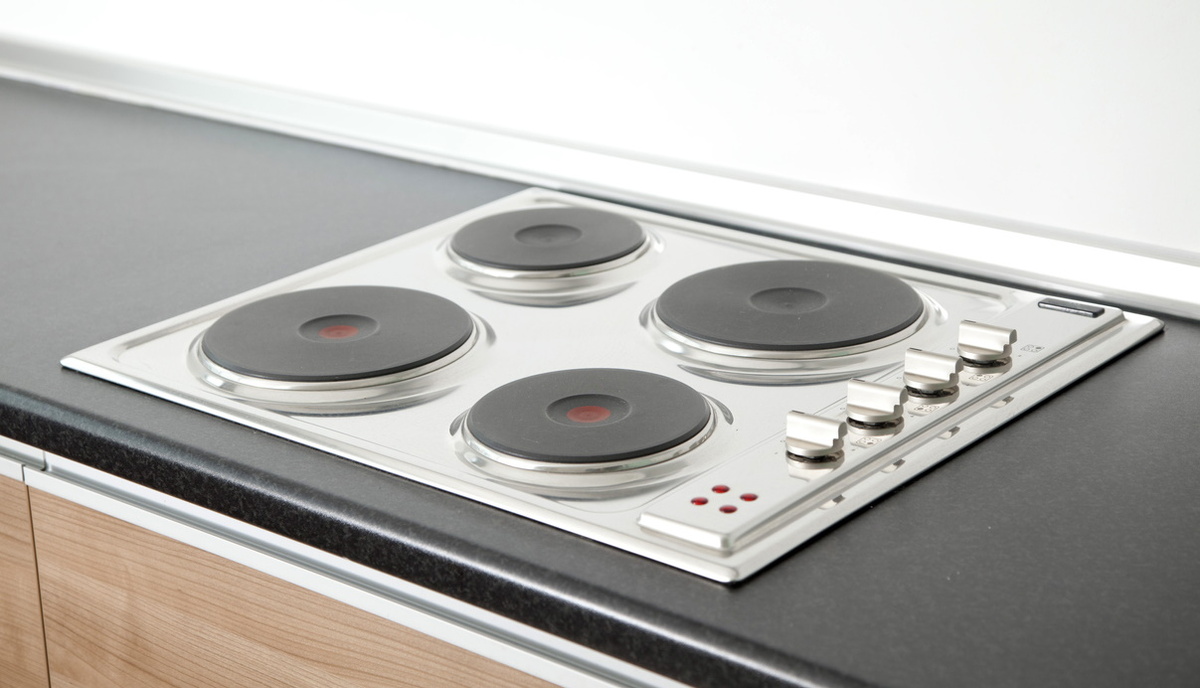 Чистая кухонная плита