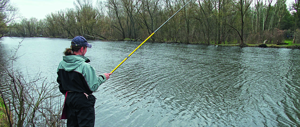 Промер глубины и изучение донного рельефа могут занять время, но это многократно окупится во время ловли.