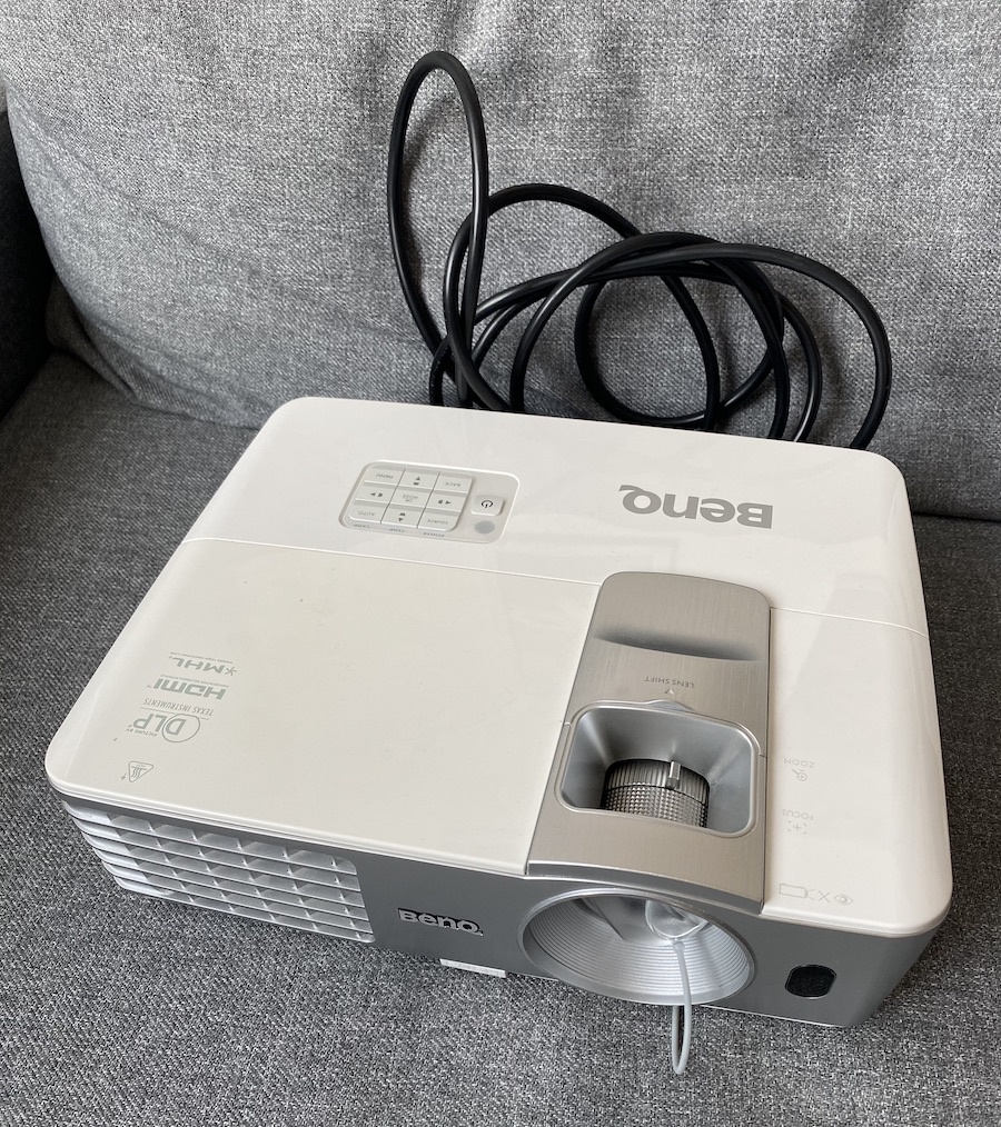 Стоимость, то что первое попалось 31 тысяча + экран тысяч 5