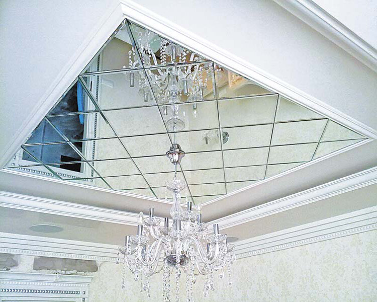 Стеклянный потолок: 75 фото матовых конструкций со вставками из оргстекла и подсветкой – что это и как использовать стекло в дизайне комнаты