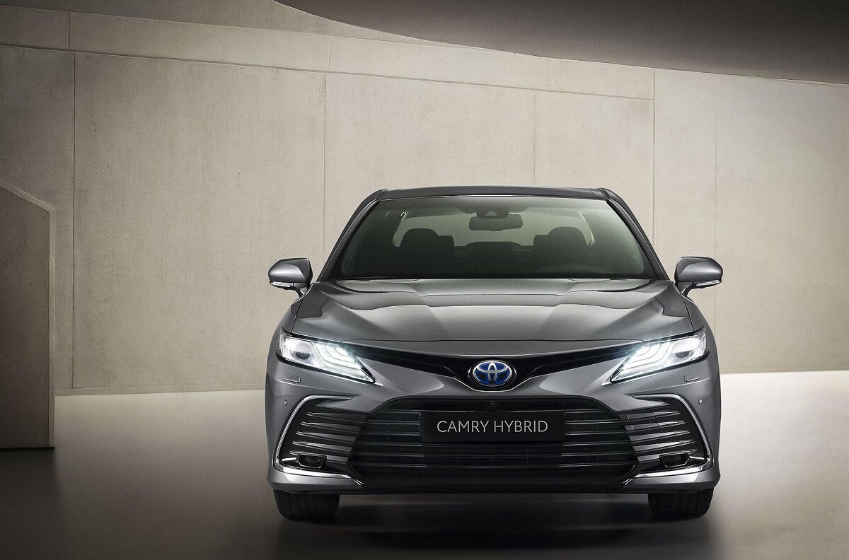 Toyota представила обновленный гибрид Toyota Camry Hybrid 2021 | FUCHIKA.RU  | Дзен