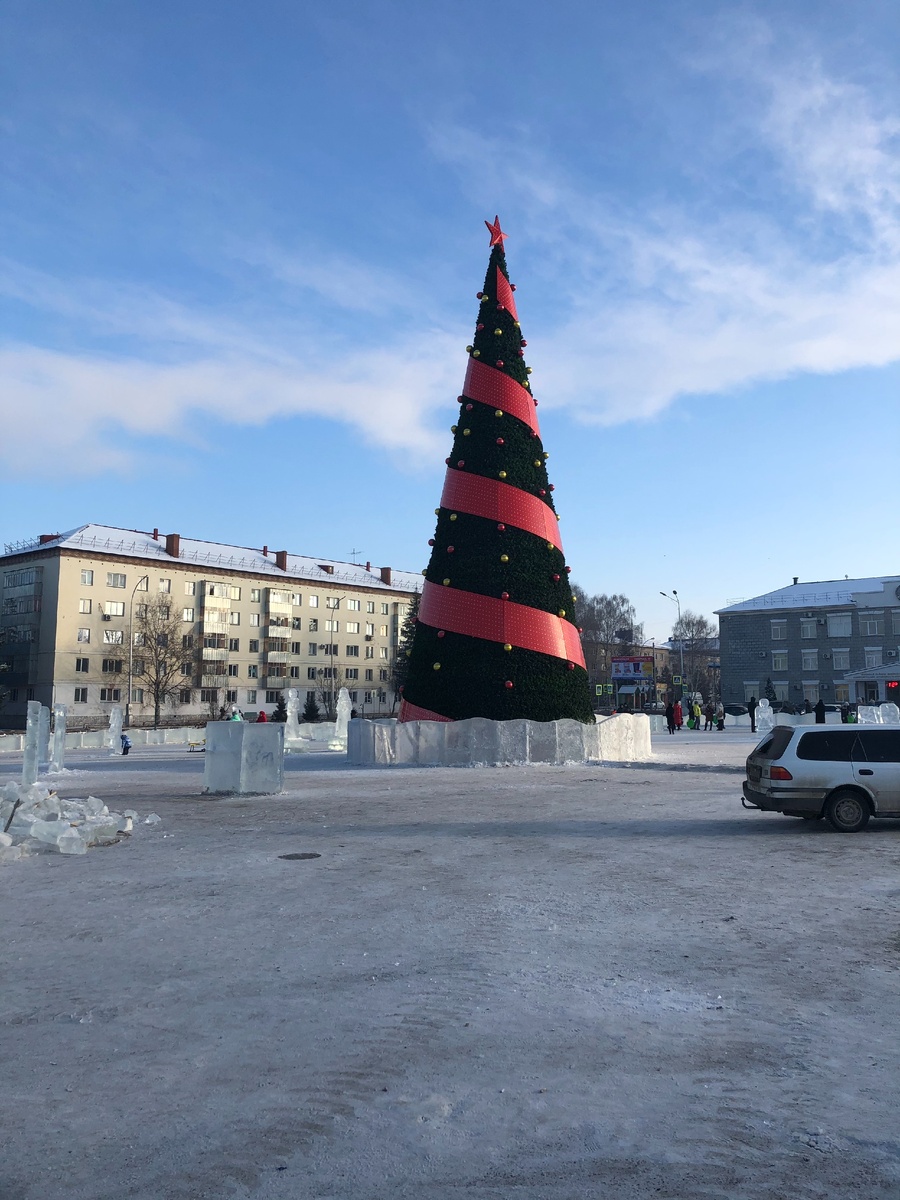 Пиксельная ель - прекрасная альтернатива натуральным елкам