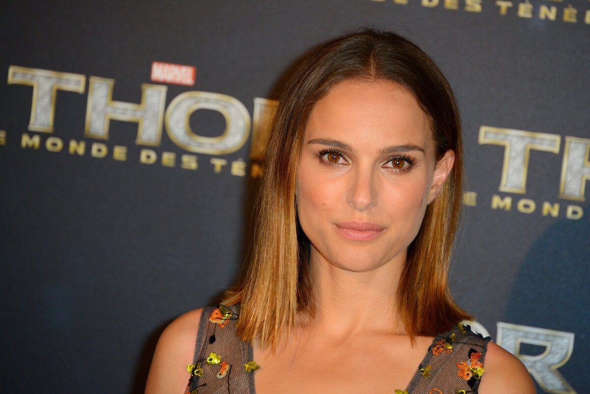 НАТАЛИ ПОРТМАН ( ИСТОЧНИК ФОТО: ЯНДЕКС. КАРТИНКИ )