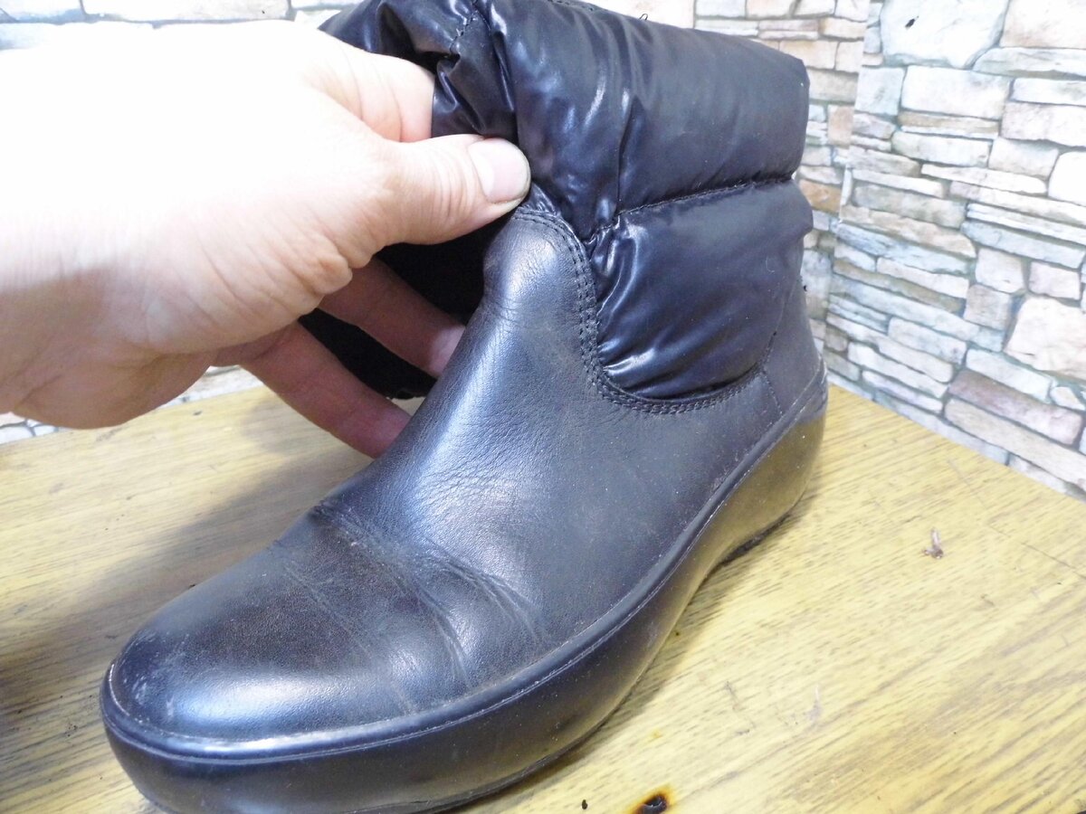 Как сделать кожаные ботинки матовыми. Не скользкая подошва на дутиках фото. Могут ли матовые ботинки ПРОМЫКАТЬ. Как сделать ботинки менее скользкими на масле.