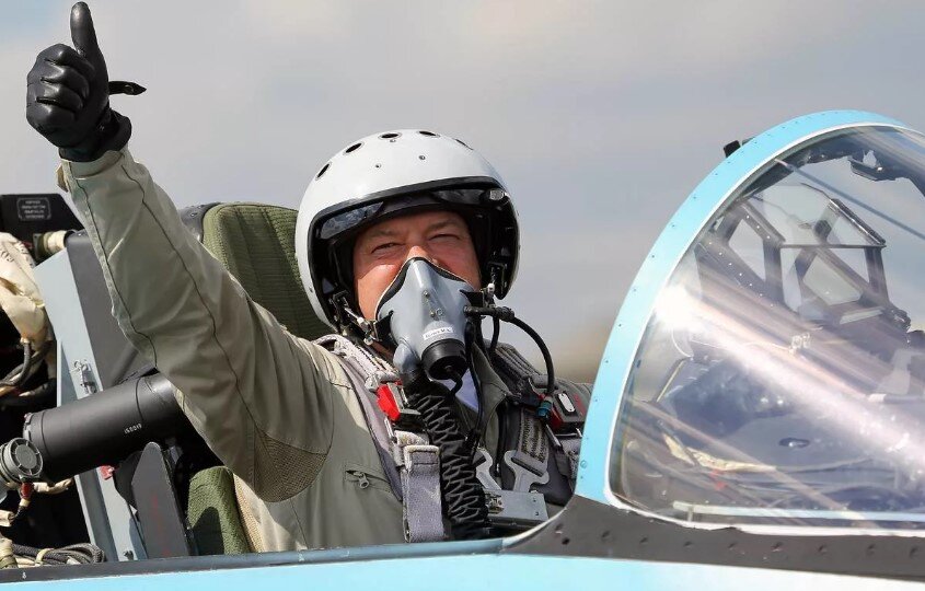 Летчик-испытатель Михаил Беляев