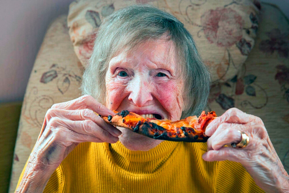 Зверский голод. Grandmother eating. Grandma eat Cheese. Grandmother have eating Cake. Grandmother have eating.
