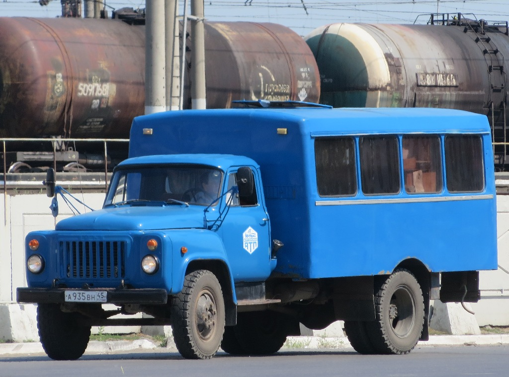 Автобус КАвЗ-685 образца 1983 г. восстановленный в 2005-2009 гг. Сергеем Михайло