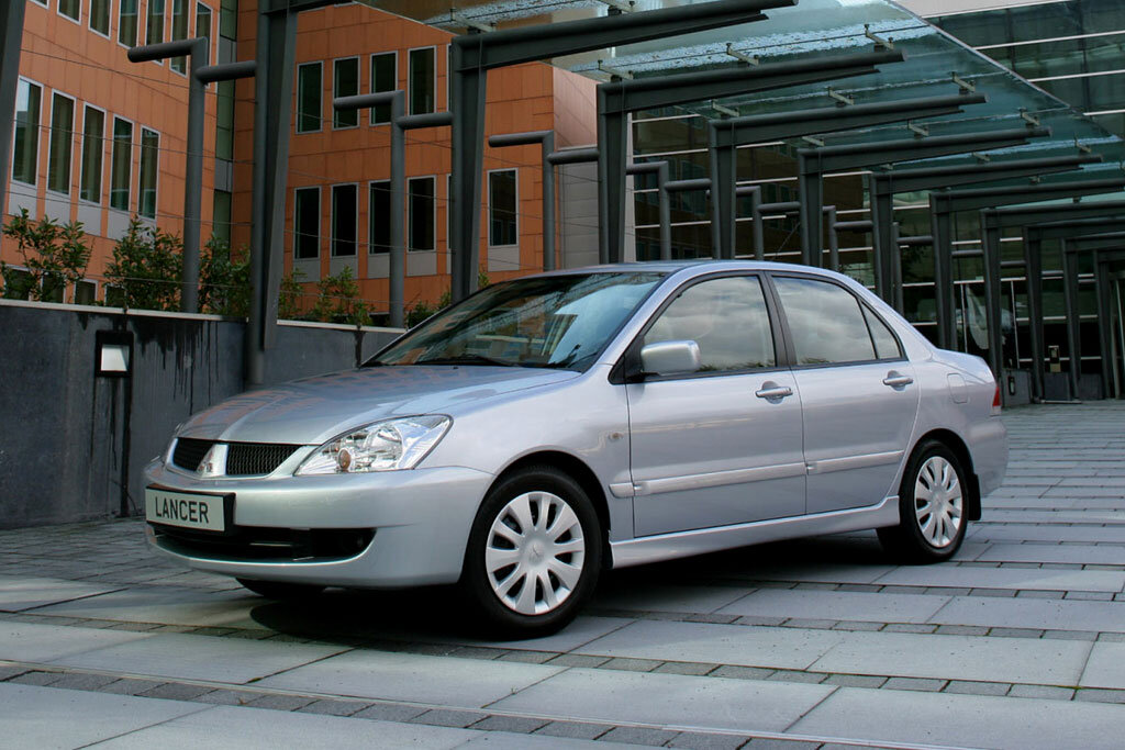 Mitsubishi Lancer IX 2 0 Sport