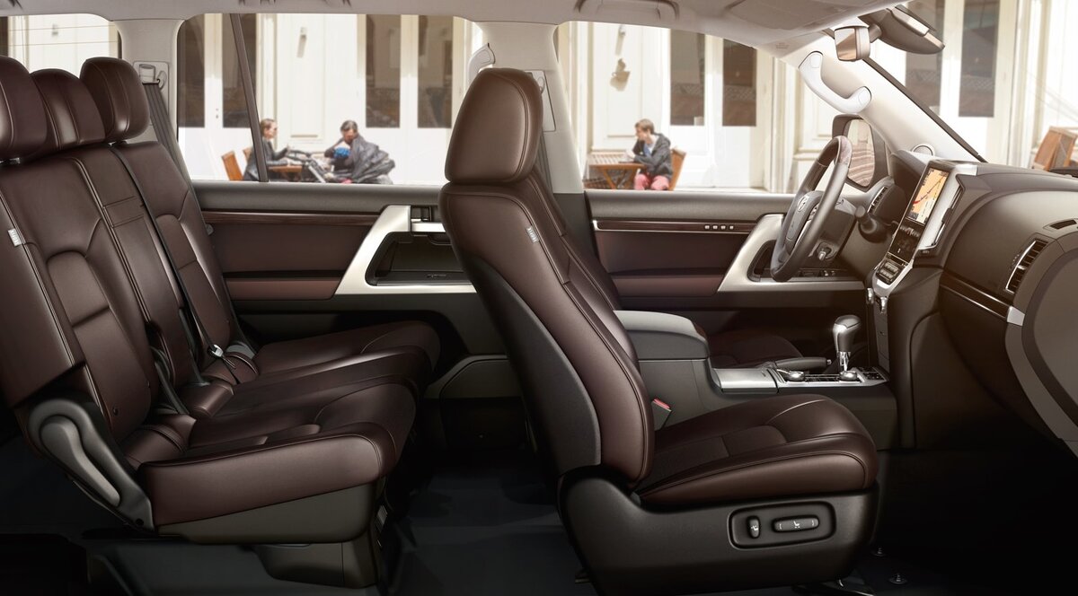 Toyota Land Cruiser 200 Interior 2020