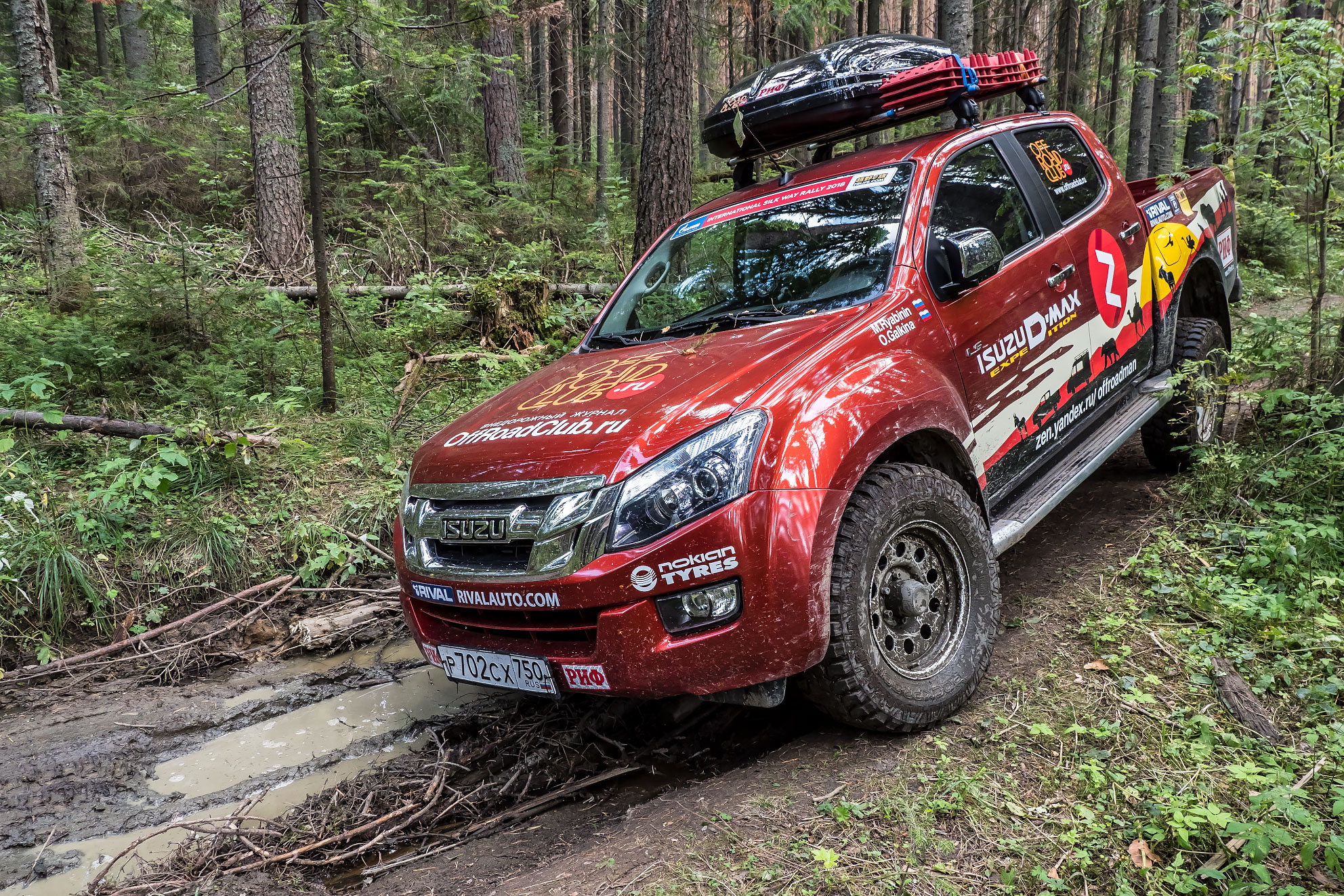 ISUZU D-Max на стальных дисках Off-Road Wheels и шинах Nokian RockProof 265/70R17