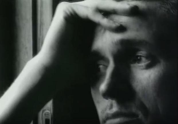 Олег Гаркуша. Кадр из клипа АукцЫона – «Дорога» 1995