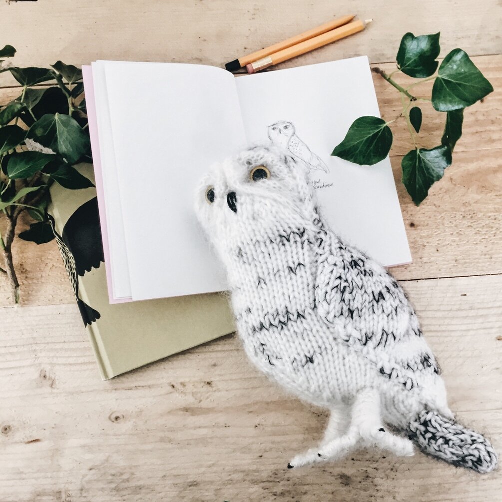 Клэр гарланд описания. Книги по вязанию игрушек. Гарланд клэр лесные жители. Кот спицами клэр гарланд. Зайчик клэр гарланд.