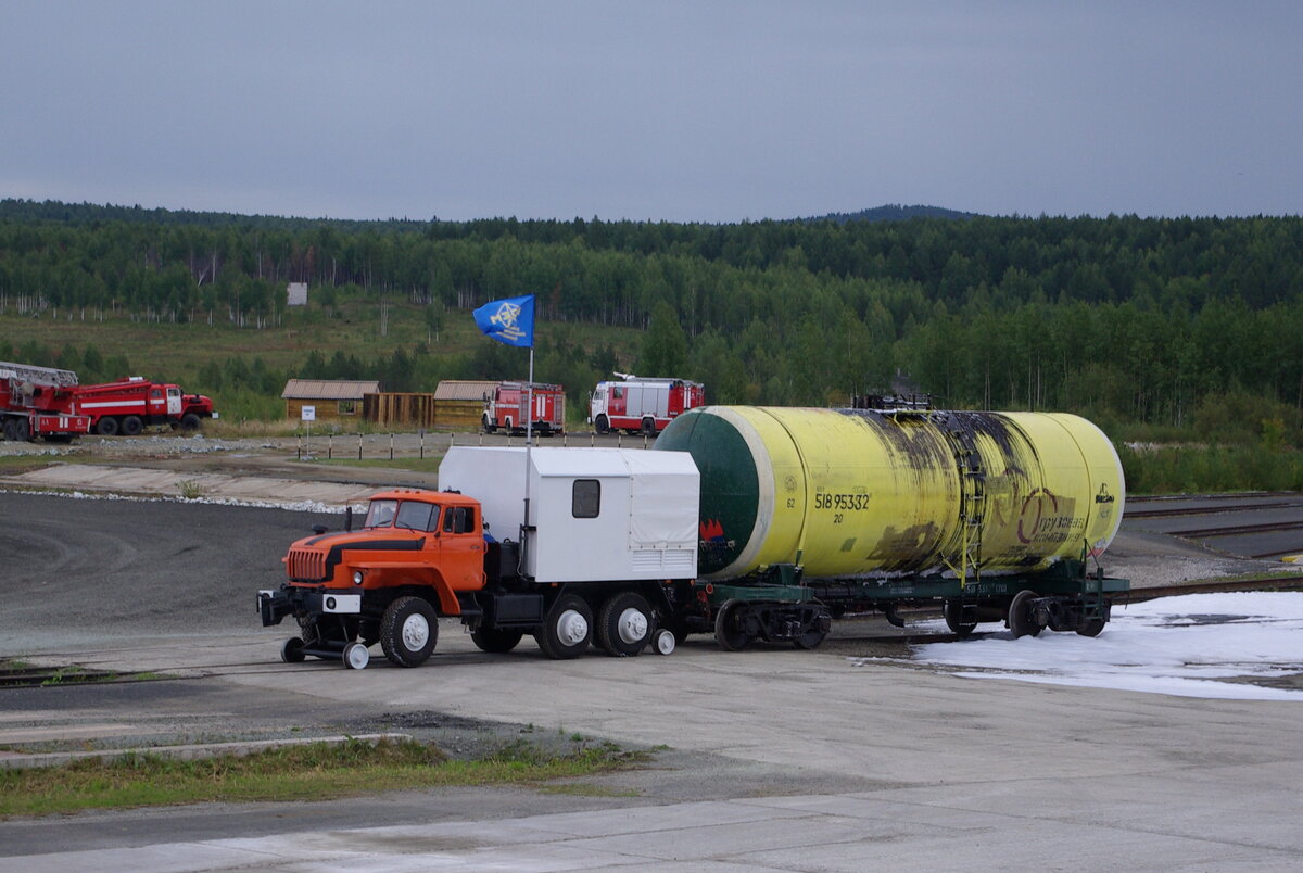 Грузовик на рельсах — уникальный локомобиль МАРТ-3 | Все о грузовиках –  Trucksplanet | Дзен