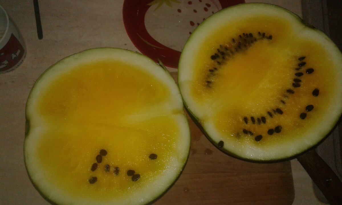 Желтомякотный