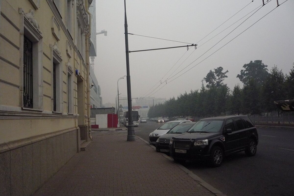 Смог на Цветном бульваре в 2010 году