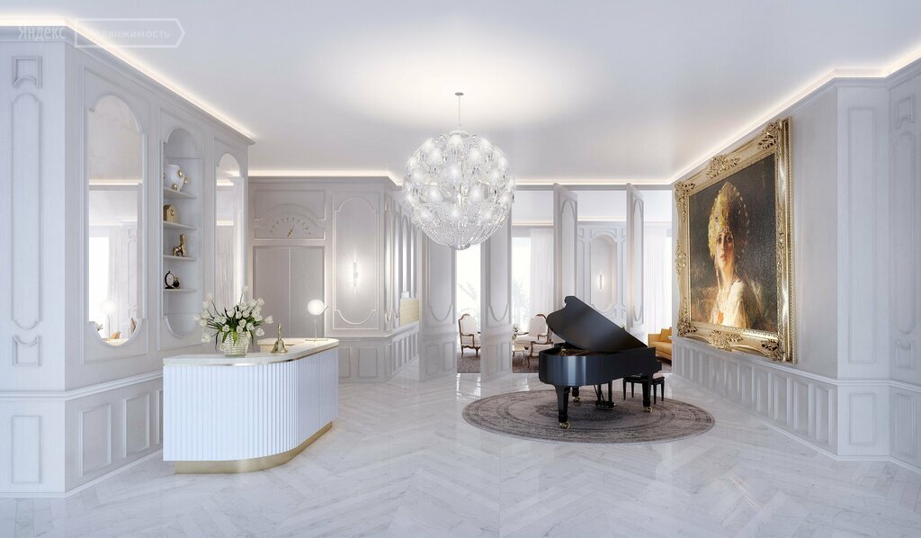 Входная группа. Легендарная люстра Le roi soleil -Король солнца. На стене подарок Третьяковской галереи