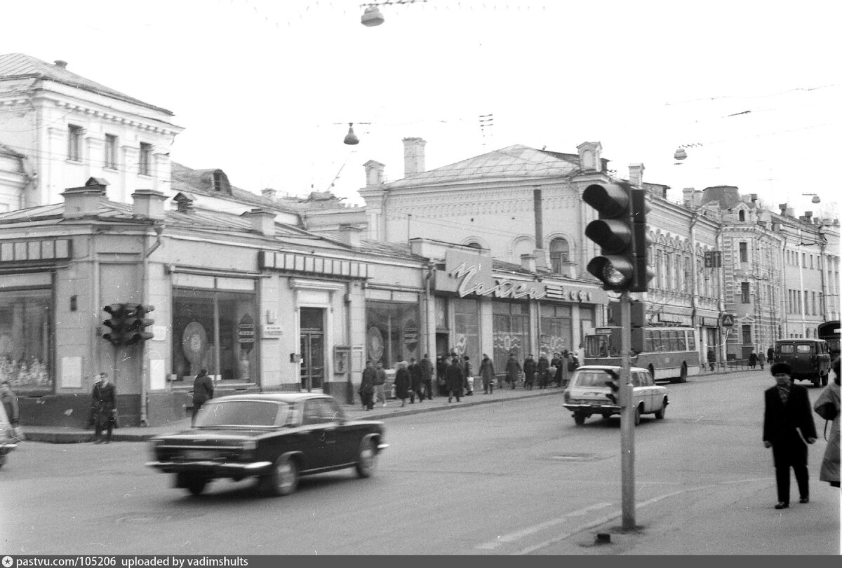 Улица Чернышевского (Покровка) в Москве в 1950-е годы.