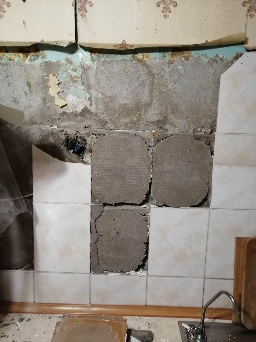 Вот такое чудо я встретил под имеющимся фартуком