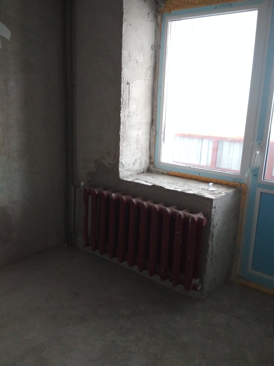 Стандартный балконный блок. вот тока маленький